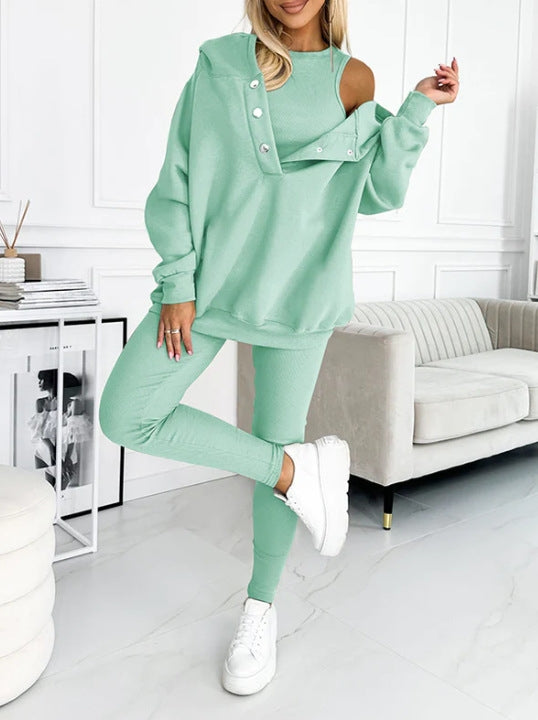3-Piece Athleisure Set – Cozy Hoodie & More
